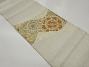 切り嵌め風華紋に向かい山羊模様織出し名古屋帯